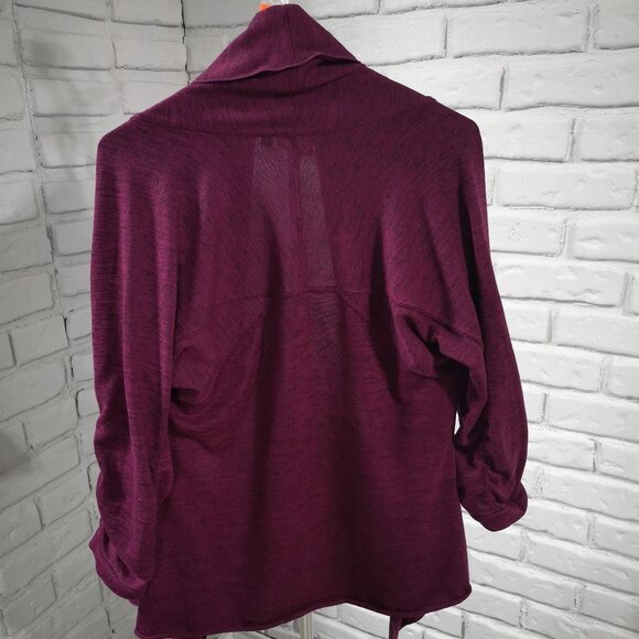 Athleta Ladies Size Large Purple with Black 3/4 Length Sleeve Open Cardigan - Picture 2 of 9